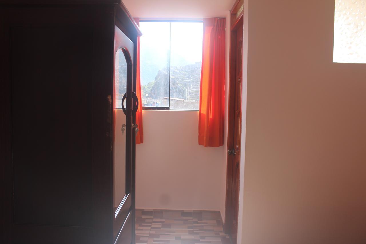 Hostal Mama K'Illa Ollantaytambo Exterior photo